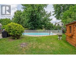 948 FARNHAM ROAD N - 40