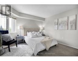 405 - 858 COMMISSIONERS ROAD E - 9