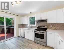213 BOURNEMOUTH DRIVE E - 11