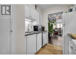 703 - 380 KING STREET - 14