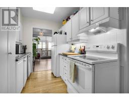 703 - 380 KING STREET - 2