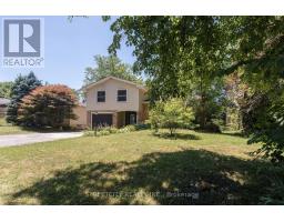 103 FRIARS WAY - 2