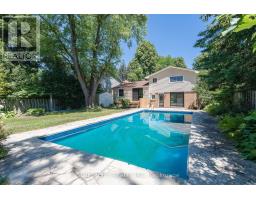 103 FRIARS WAY - 42