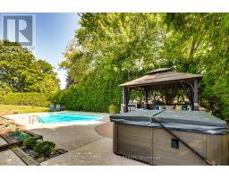 110 COMPTON COURT - 38