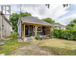 518 GREY STREET - 2