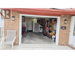 45 LOCUST CRESCENT - 25