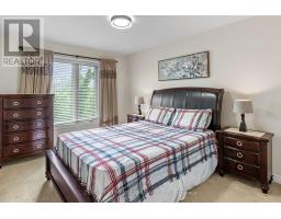 10 - 515 SKYLINE AVENUE - 32