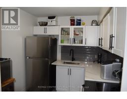 207 - 5 JACKSWAY CRESCENT - 5