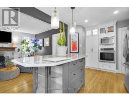 87 IROQUOIS AVENUE - 13