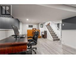 87 IROQUOIS AVENUE - 29