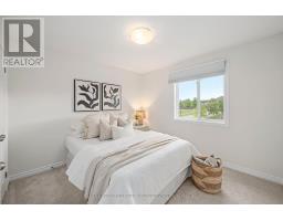 2696 FOXBEND LINK - 18