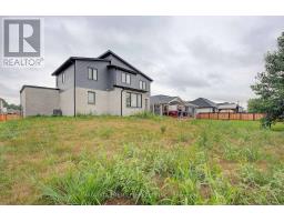 153 MCLEOD STREET - 37