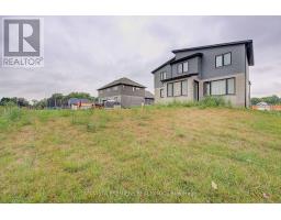 153 MCLEOD STREET - 38