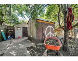 571 ELIZABETH STREET - 16