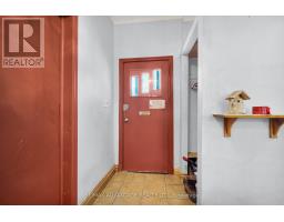 571 ELIZABETH STREET - 3