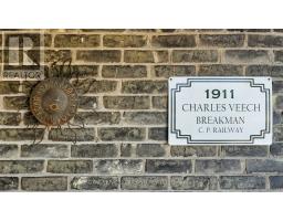 738 PRINCESS AVENUE - 4