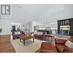 1445 SUNNINGDALE ROAD W - 13