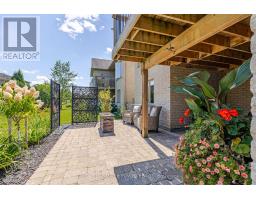 18 - 2081 WALLINGFORD AVENUE - 40