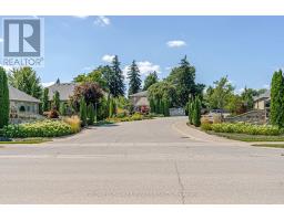 18 - 2081 WALLINGFORD AVENUE - 43