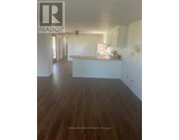 32 PINEVIEW AVENUE - 10