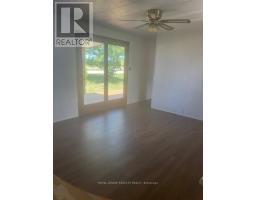 32 PINEVIEW AVENUE - 11