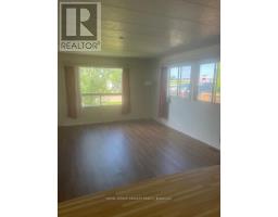 32 PINEVIEW AVENUE - 14