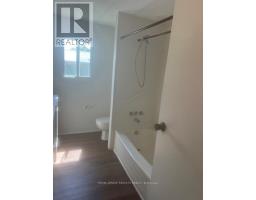 32 PINEVIEW AVENUE - 15