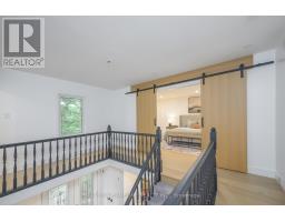 50 MERIDENE CRESCENT E - 34