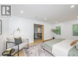 50 MERIDENE CRESCENT E - 36
