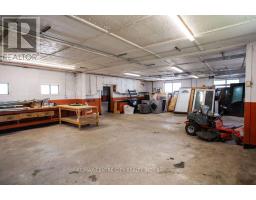5604 DUNDAS STREET - 32