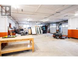5604 DUNDAS STREET - 33
