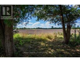 5604 DUNDAS STREET - 44