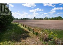 5604 DUNDAS STREET - 47