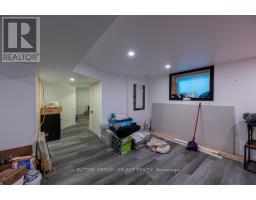 40 LOCKY LANE - 27
