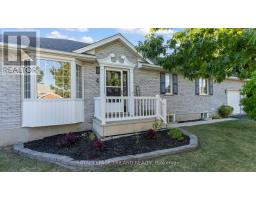 4 SCHREYER DRIVE - 3