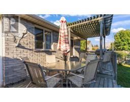 4 SCHREYER DRIVE - 33