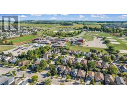 4 SCHREYER DRIVE - 39