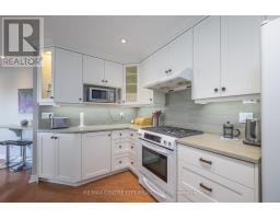 1102 - 19 KING STREET - 12
