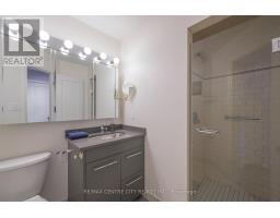 1102 - 19 KING STREET - 20