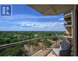 1102 - 19 KING STREET - 22