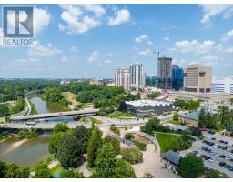 1102 - 19 KING STREET - 30