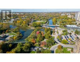 1102 - 19 KING STREET - 33