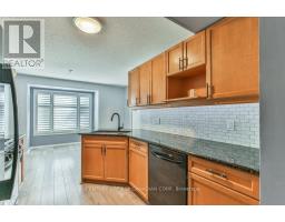 39 - 1600 MICKLEBOROUGH DRIVE - 11