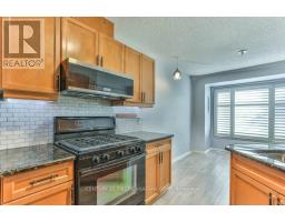 39 - 1600 MICKLEBOROUGH DRIVE - 12