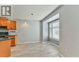 39 - 1600 MICKLEBOROUGH DRIVE - 13