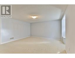 39 - 1600 MICKLEBOROUGH DRIVE - 31