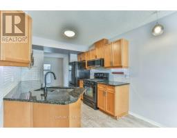 39 - 1600 MICKLEBOROUGH DRIVE - 7