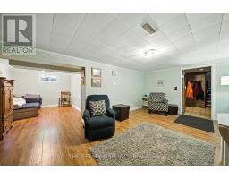 217 MANITOULIN DRIVE E - 21