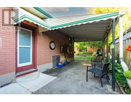 217 MANITOULIN DRIVE E - 26