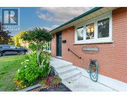 217 MANITOULIN DRIVE E - 4